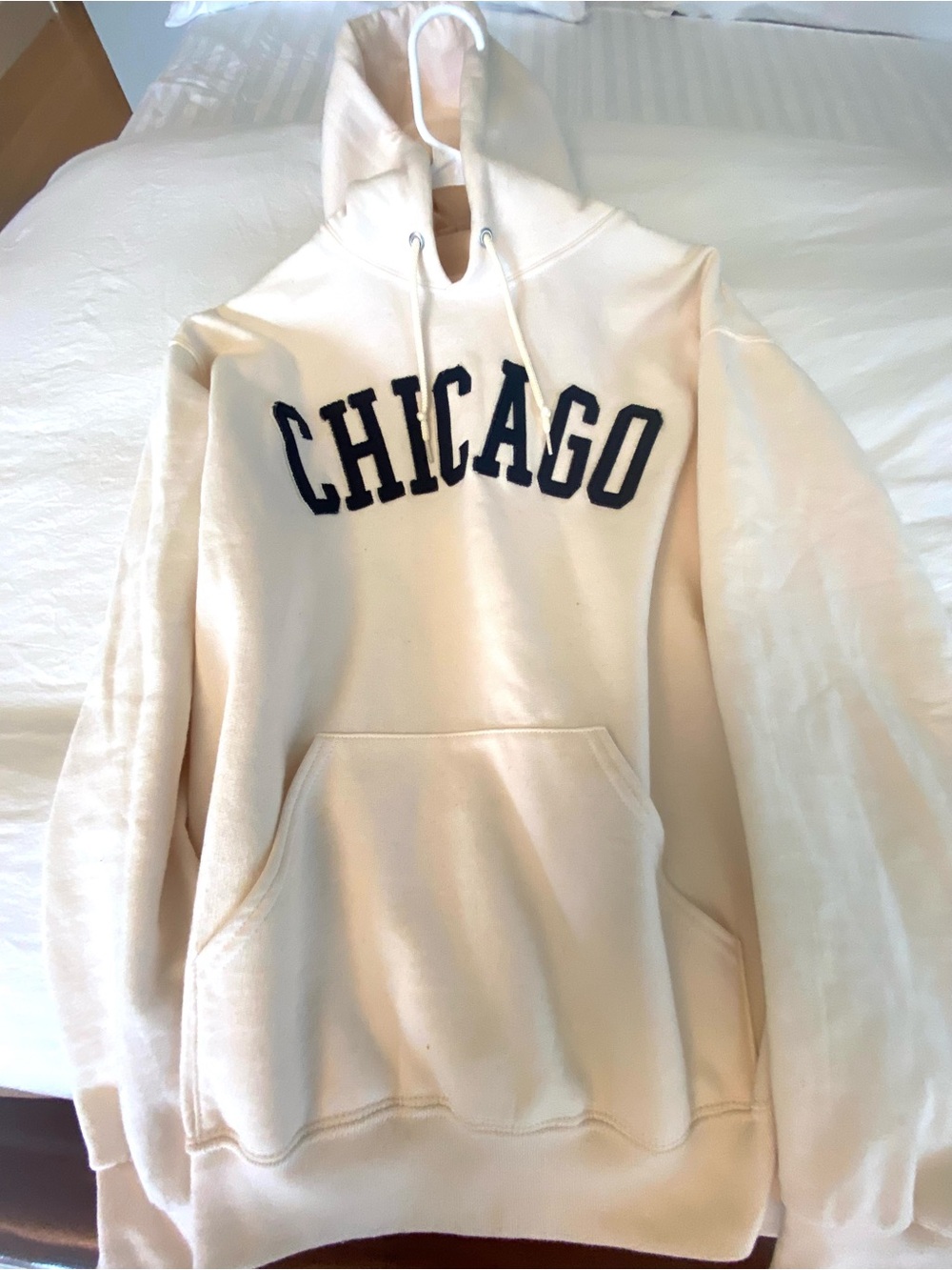 Chicago Pullover Hoodie Sweatshirt - Cream baggy